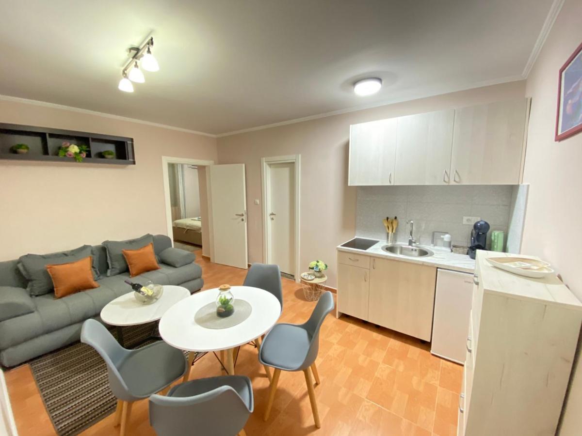 Aquata Apartments Tivat Exteriér fotografie